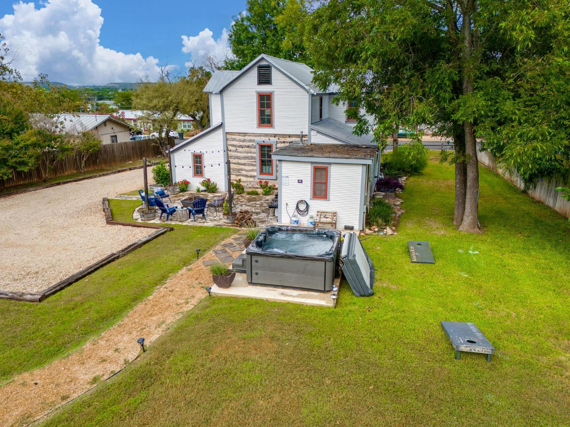 Katarina Haus - Hot Tub & Fire Pit Holiday home Fredericksburg