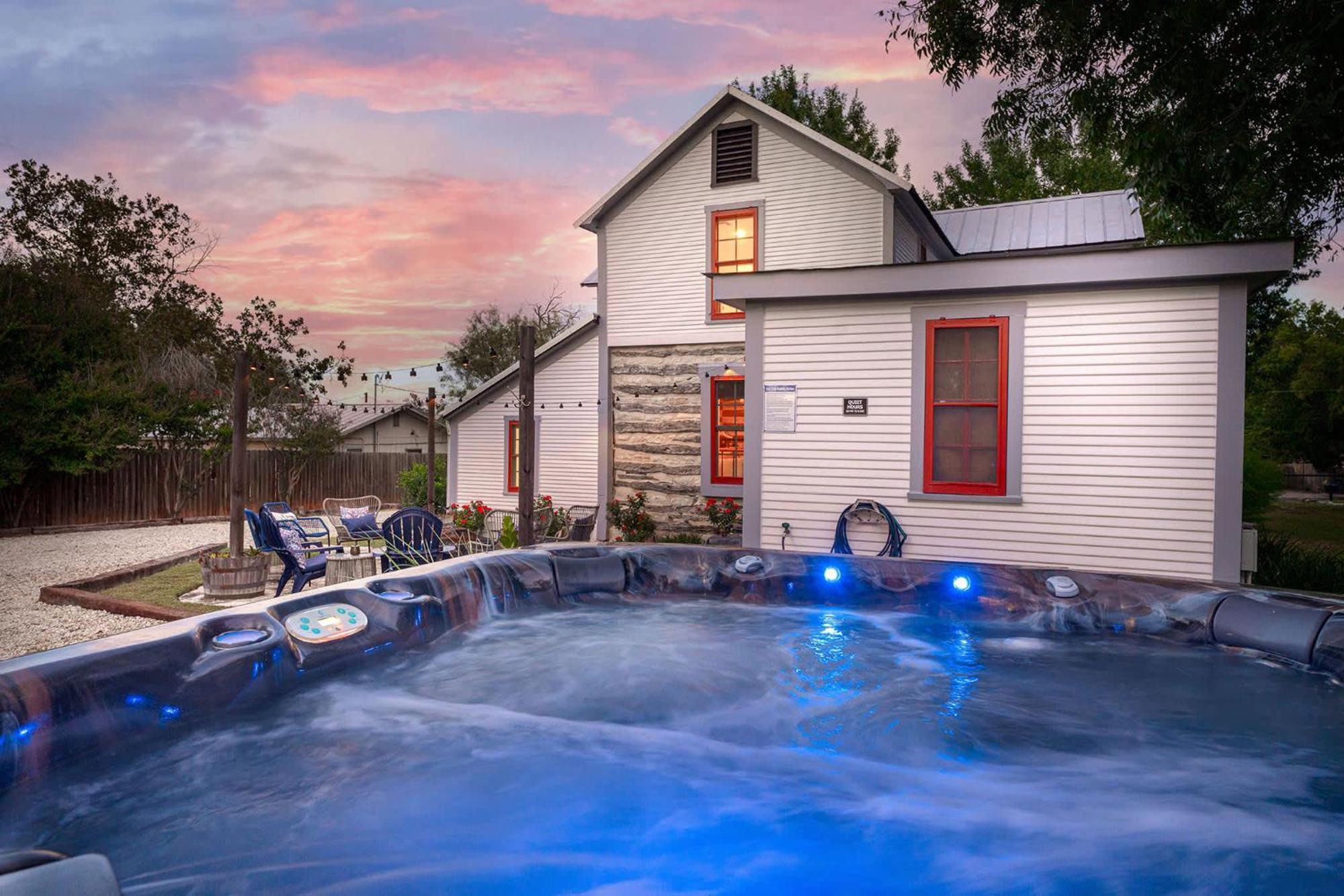 Holiday home Katarina Haus - Hot Tub & Fire Pit